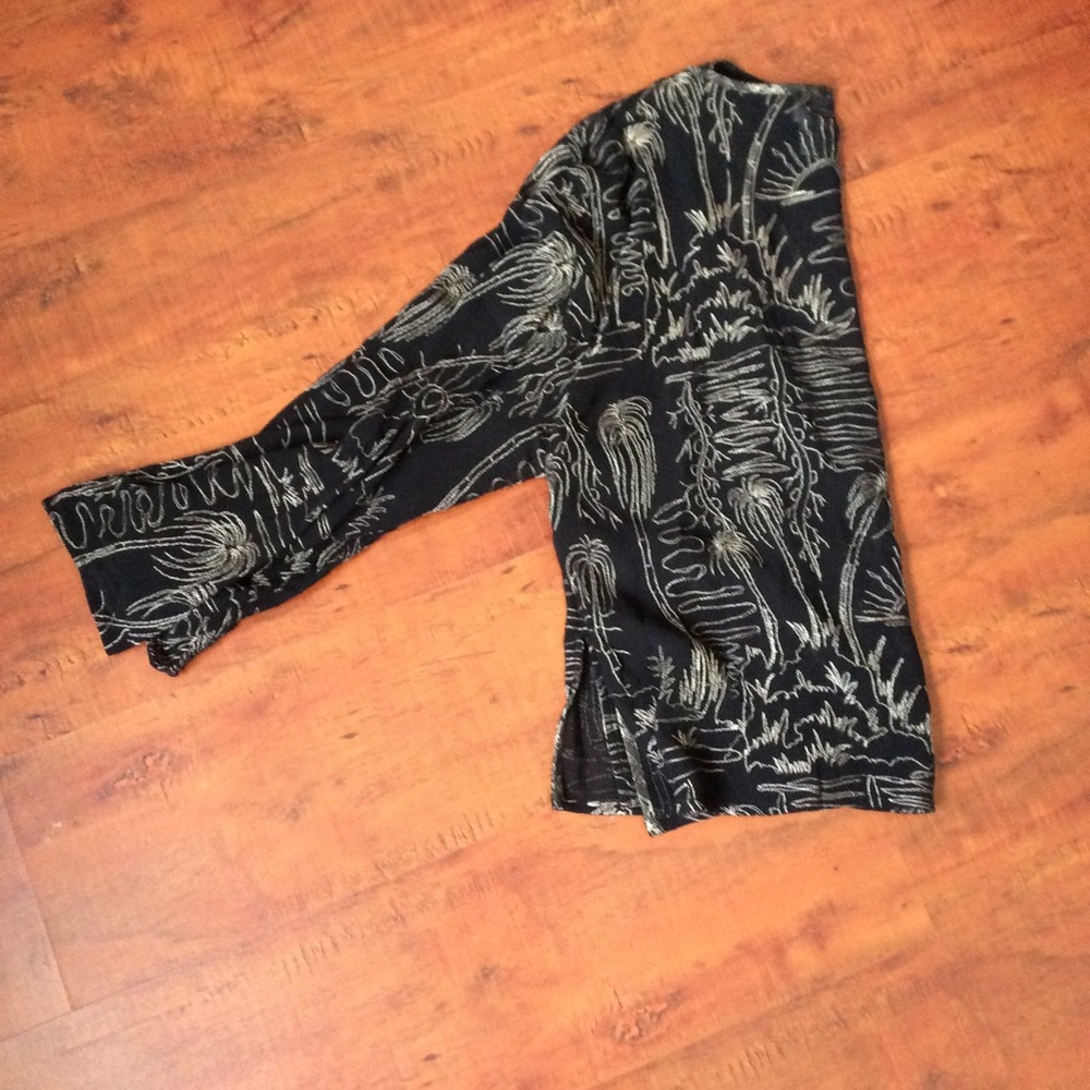 Ladies Jacket - Picture 3 of 3